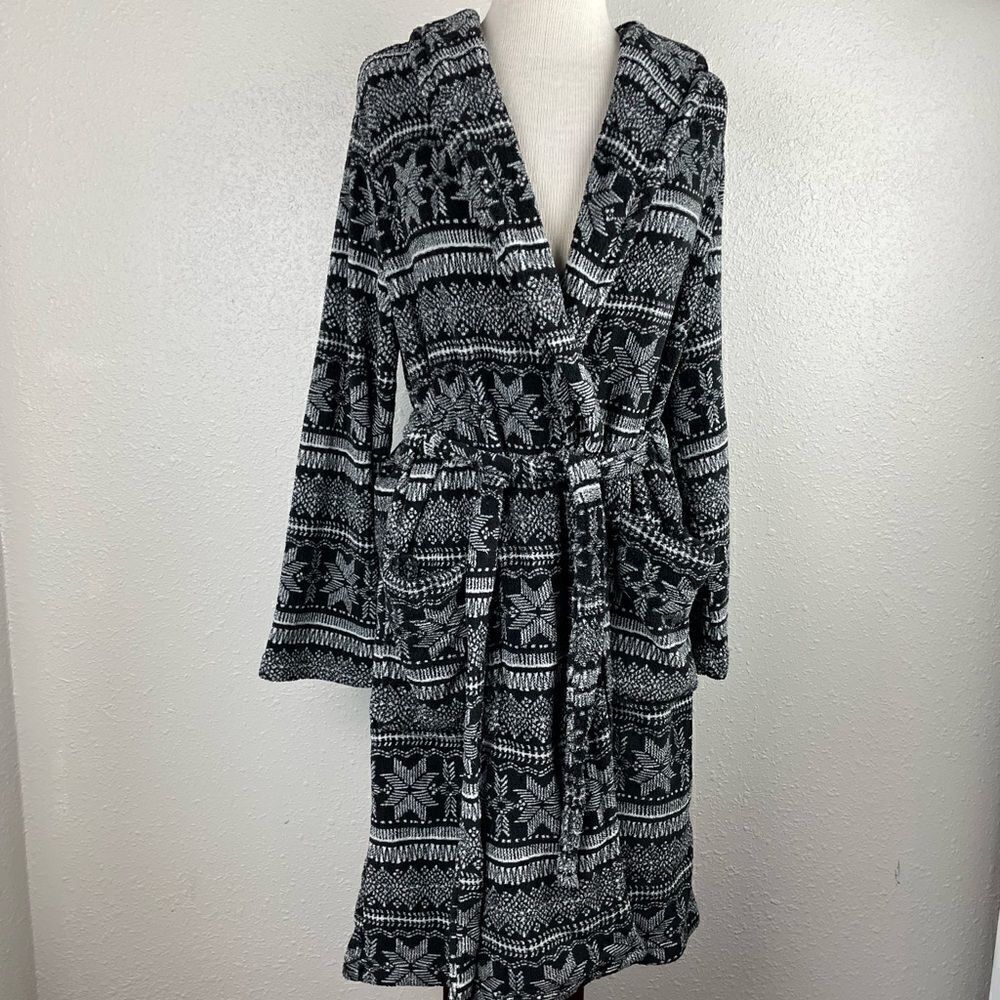 Sleep Chic Robe Size M EUC
